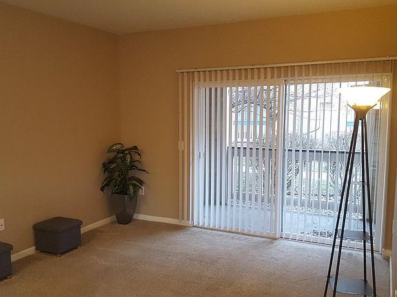 5th image of 1168 Opal St #102