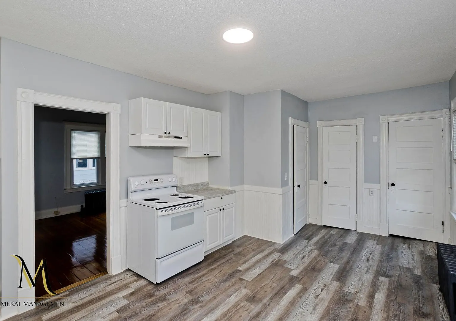 Spacious 3 Bed x 1.5 Bath Single Family Home with Bonus Renovated Attic Space! — Photo 2