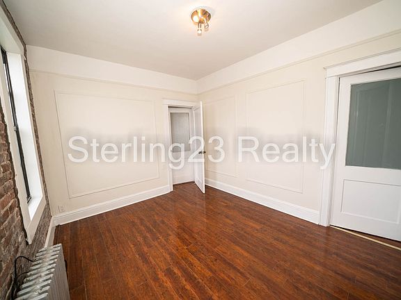 3rd image of 4106 34th Ave APT 4E