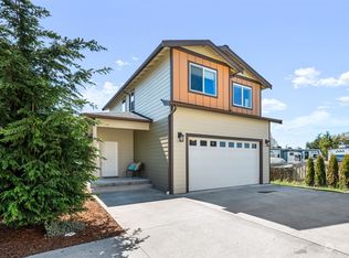 7649 Parkland Dr, Blaine, WA 98230