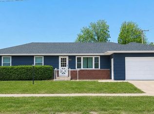 508 N 8th St, Seneca, KS 66538
