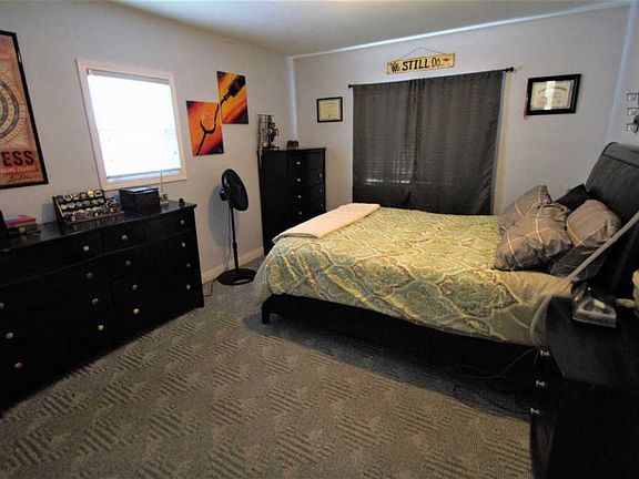 4th image of 3220 W Kiernan Ave