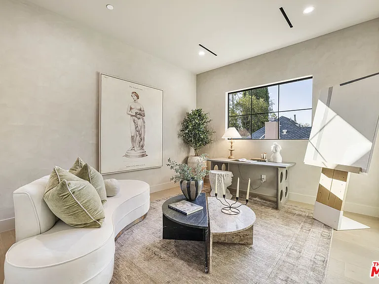 14273 Greenleaf St — Photo 38