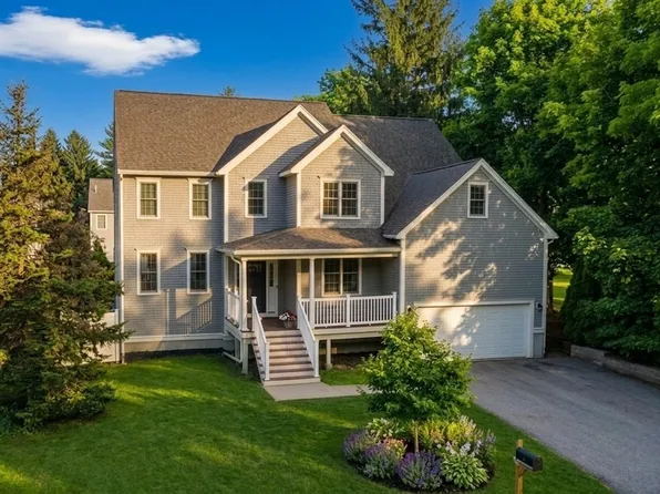 7 Chevy Chase Rd, Worcester, MA 01606