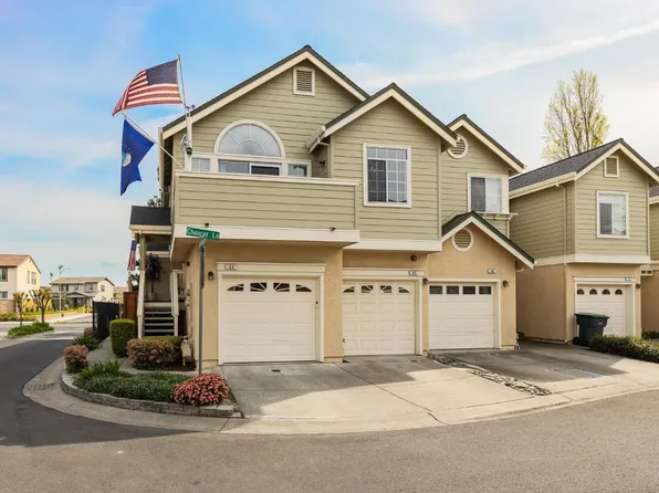 44 Chaucer Lane, Fairfield, CA 94533