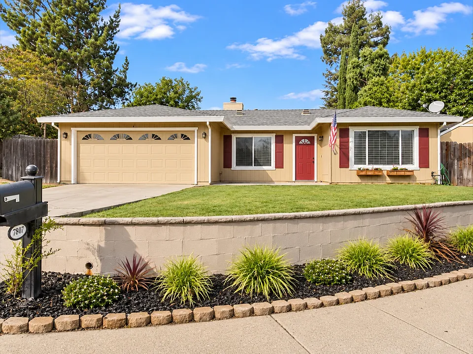 7807 Casa Bella Way