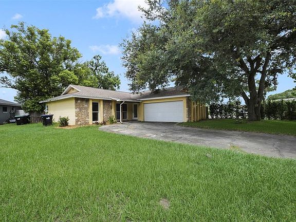 2nd image of 1530 RAVANA DRIVE