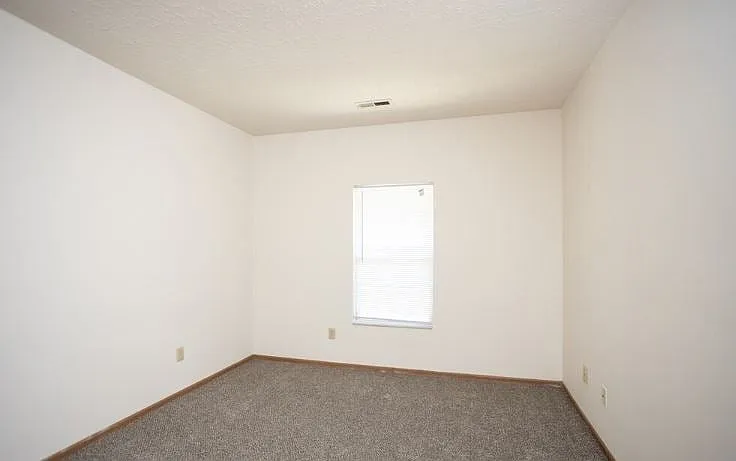 2 Bedroom, 2 Bath Bedroom