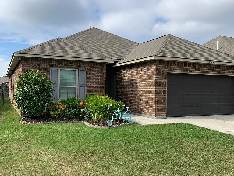 15437 Mossystone Dr — Photo 8