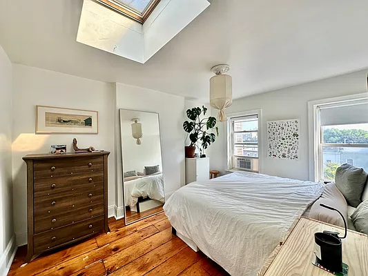Rented by Compass | media 4