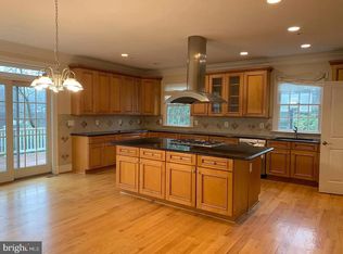 6204 Melvern Dr, Bethesda, MD 20817