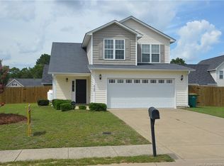 2106 Queen Elizabeth Ln, Hope Mills, NC 28348