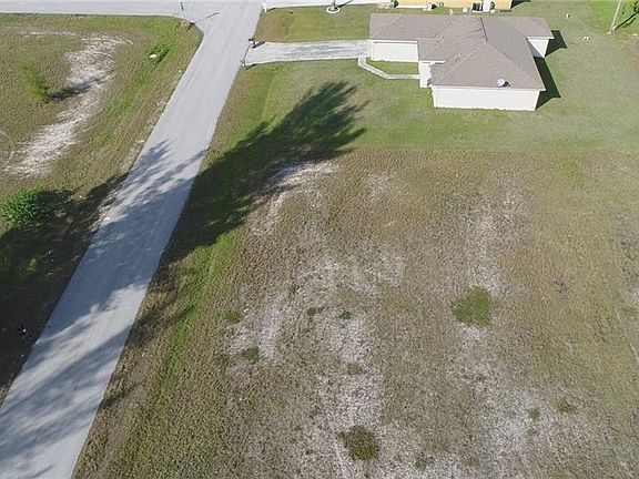 3rd image of 1324 NW 1st Ave