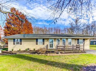 90 E Hatt Swank Rd, Loveland, OH 45140