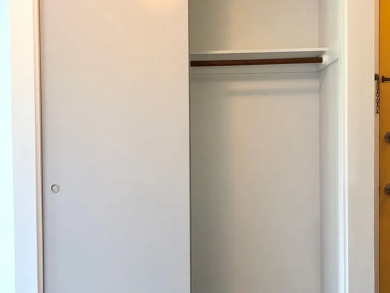 Bayview Apartments — Photo 14