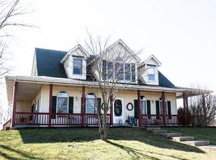 3208 Cambridge Dr, Festus, MO 63028