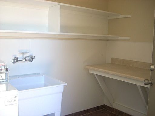 3rd image of 4070 Highland Ave APT 8