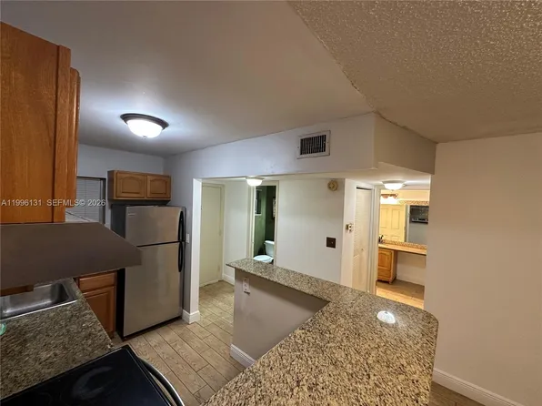 4111 Stirling Rd APT 504, Fort Lauderdale, FL 33314