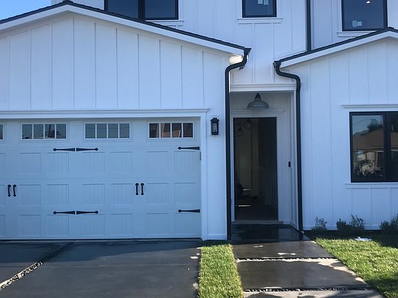 2nd image of 12936 Admiral Ave