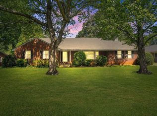 109 Lake Forest Dr, Greenville, SC 29609