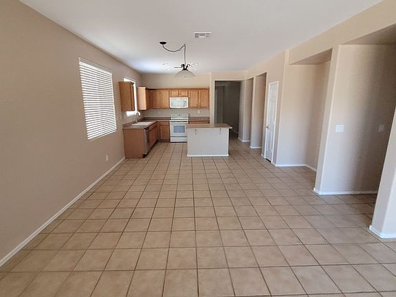 5th image of 2517 W Memorial Dr