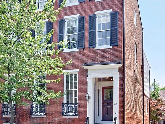3rd image of 210 S Pitt St