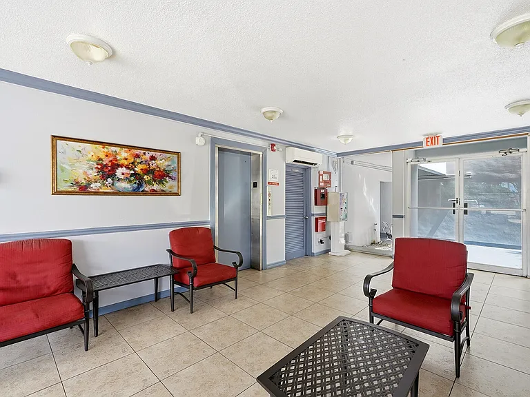1333 E Hallandale Beach Blvd #335 — Photo 20