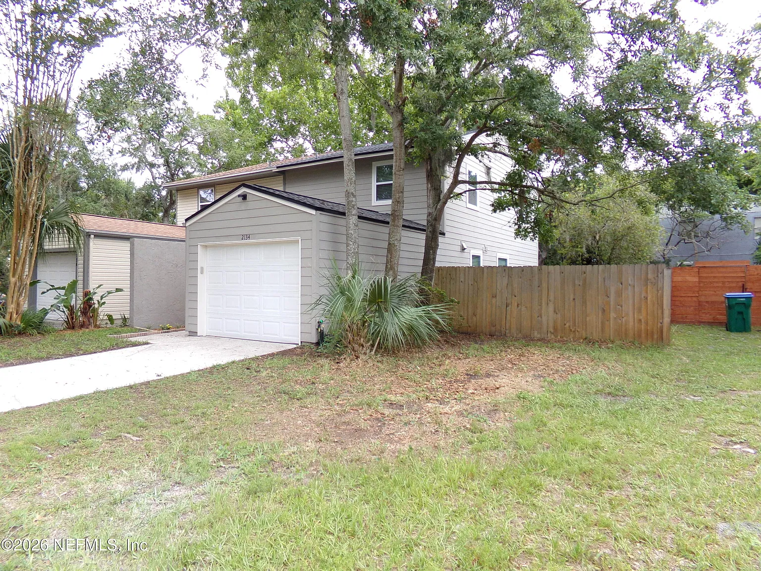 2 bed, 1.5 bath, 1321 sqft, $2,300 — Photo 3