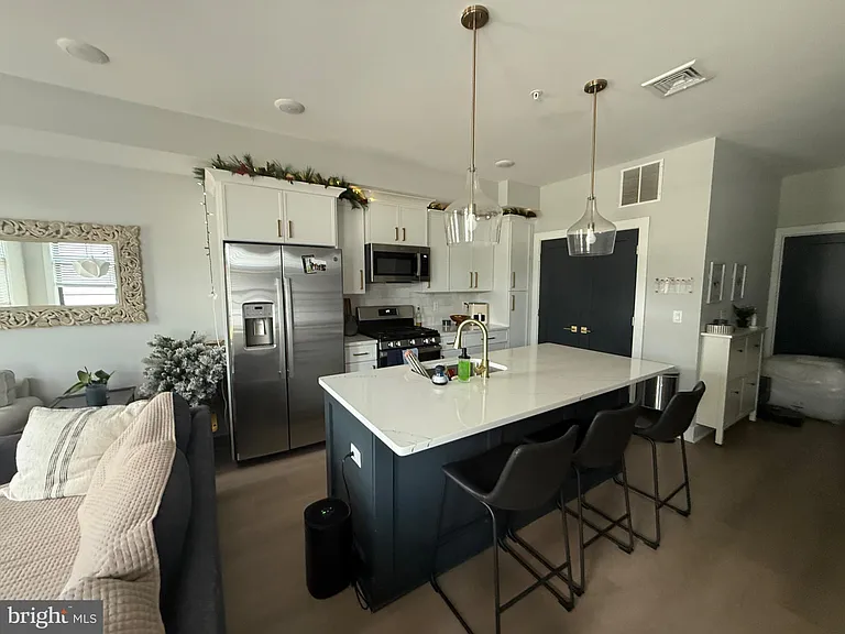 7517 Ridge Ave — Photo 4