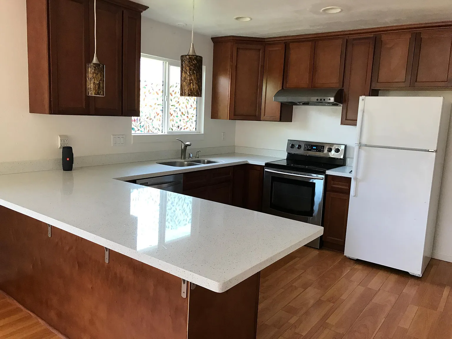 2 bed, 1229 sqft, $3,345 — Photo 3