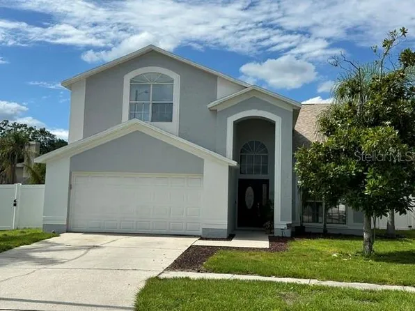 4712 Bloom Dr, Plant City, FL 33566