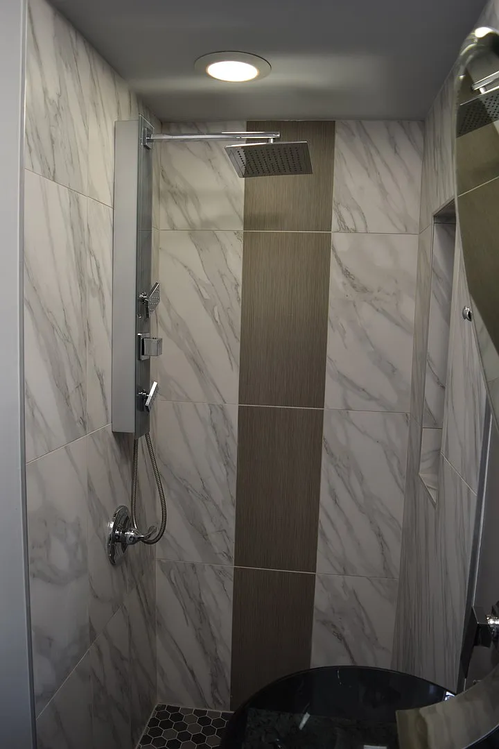 Charming 2 BD 2 BA with office near H St NE!! — Photo 4