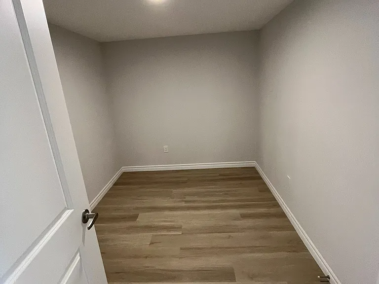 425 Watson Pkwy N #806 — Photo 7