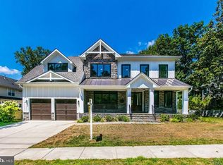 4125 34th St N, Arlington, VA 22207