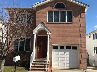 57 Lynbrook Ave, Staten Island, NY 10309