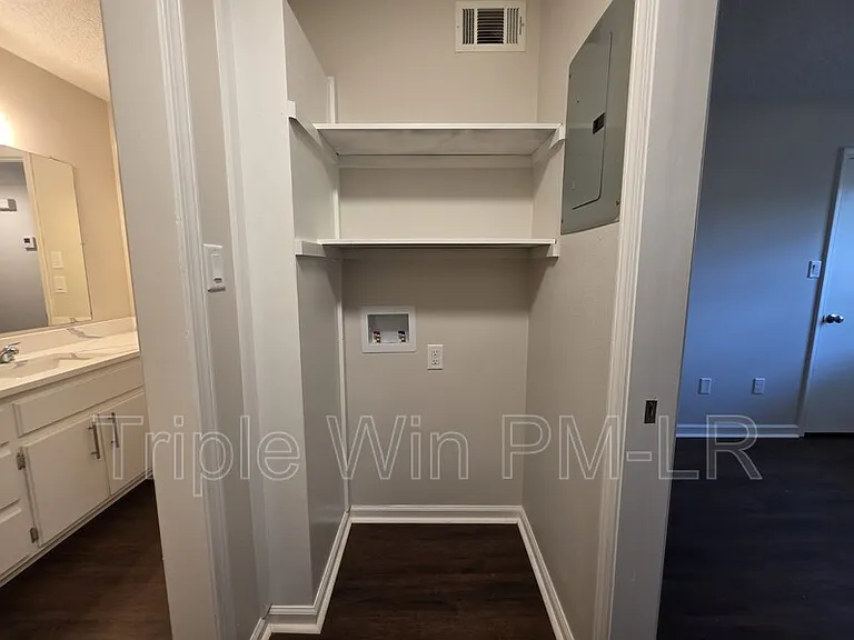 113 Northfield Dr — Photo 28