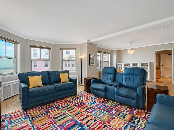 3rd image of 5555 N Sheridan Rd APT 1717