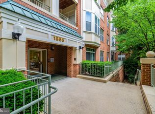 1855 Stratford Park Pl APT 209, Reston, VA 20190