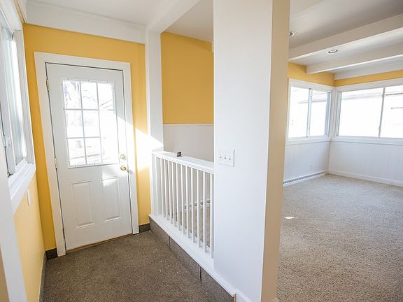4th image of 1453 Linwood St SE
