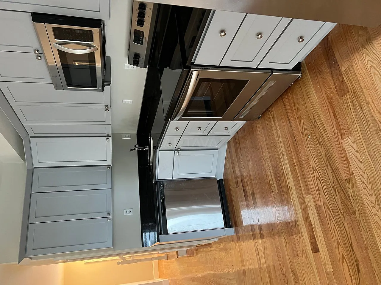 Davis Square / Ball Square / Tufts University area, 1 bedroom, 1 bathroom apartment — Photo 2