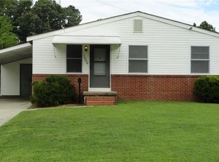 1009 80th St, Newport News, VA 23605