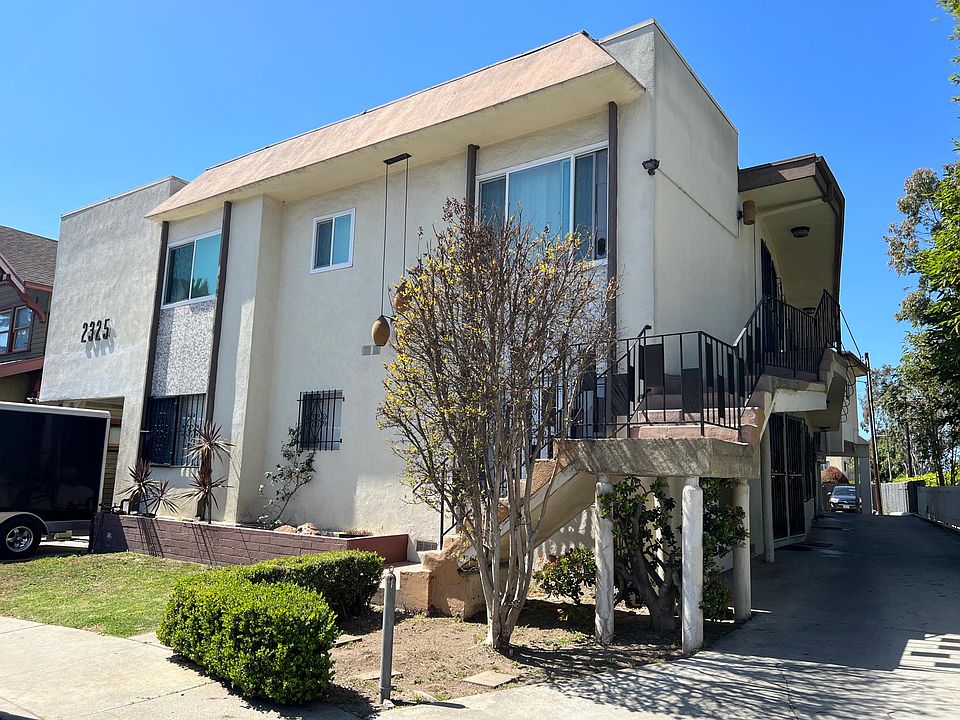 1st image of 2325 5th Ave #5