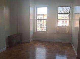 370 Hawthorne St APT 2, Brooklyn, NY 11225