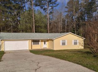8135 Sunnydale Ln, Jonesboro, GA 30236