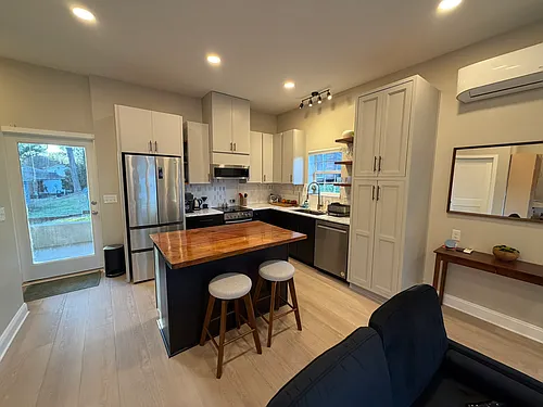 1700 Van Buren Ave Photo 1