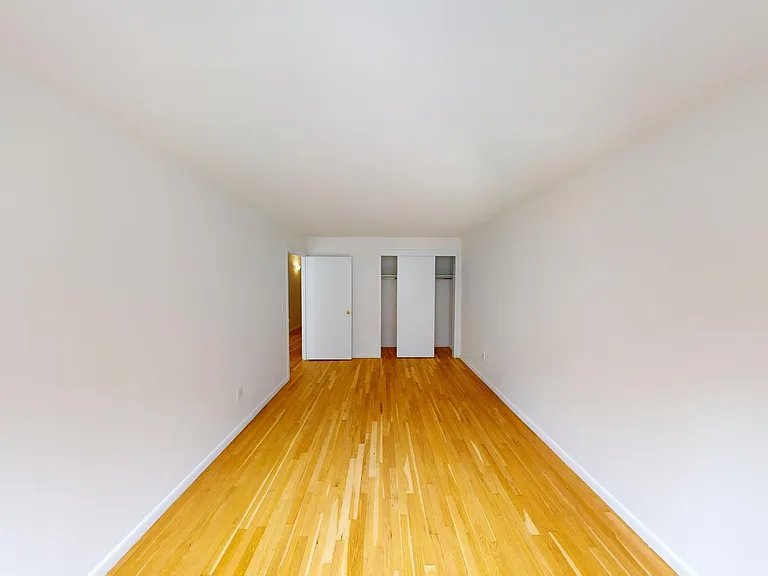 121 Reade St #5L — Photo 9