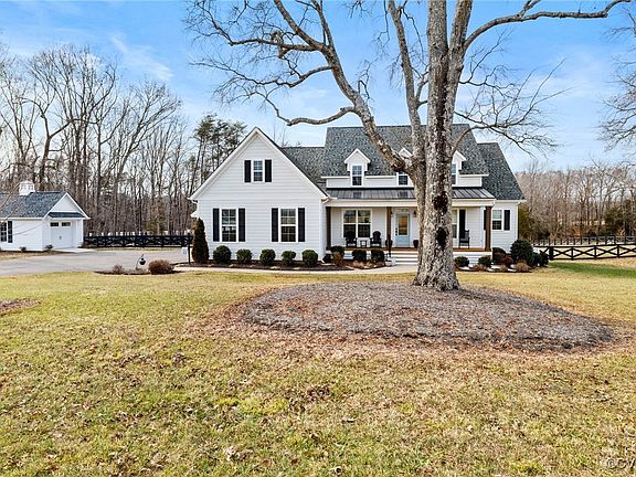 5th image of 3761 Tilmans Farm Dr