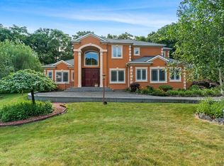 77 Barraco Blvd, Rhinebeck, NY 12572