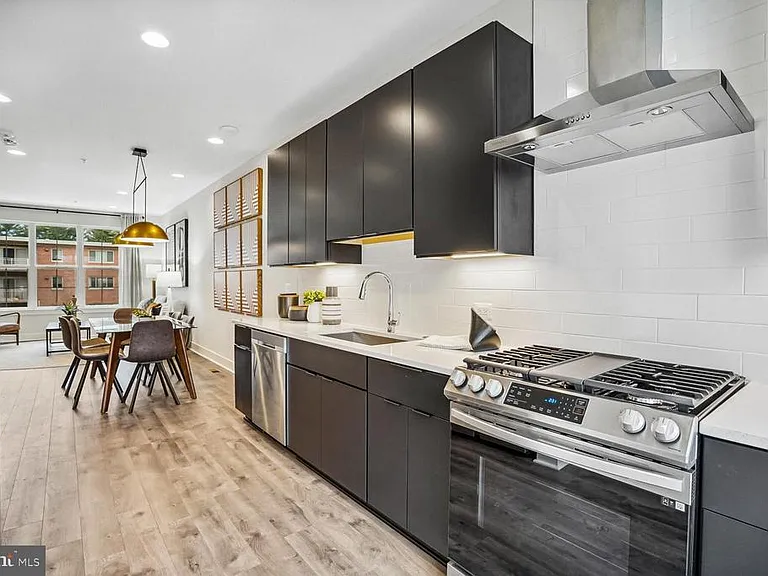 7333 Blade Dr — Photo 10