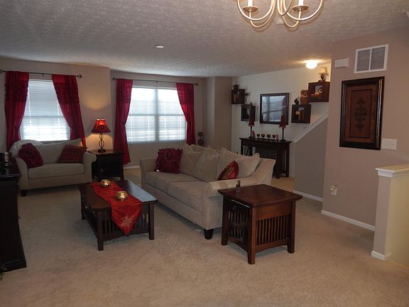 2nd image of 6011 Canyon Creek Dr #201